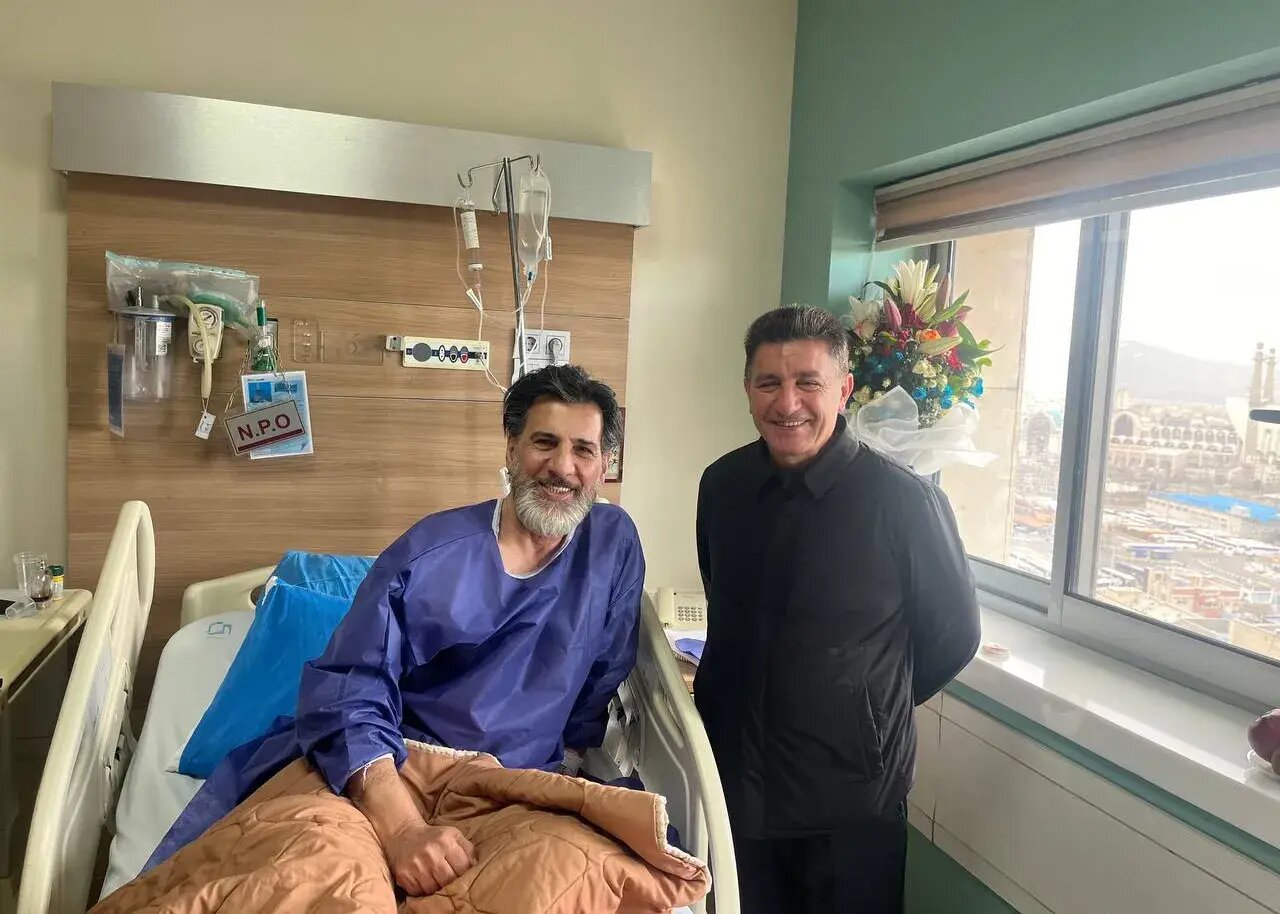 عکس | قلعهنویی بر بالین یاغی استقلال رفت