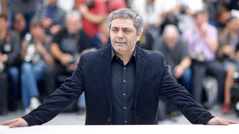کارگردان ایرانی به 8 سال زندان و شلاق محکوم شد