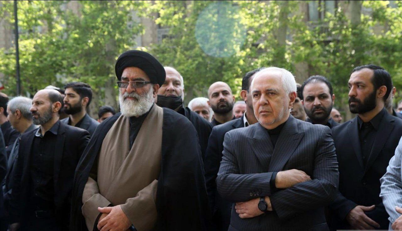 حضور ظریف در مراسم تشییع پیکر امیرعبداللهیان در وزارت امورخارجه حضور ظریف در مراسم تشییع پیکر امیرعبداللهیان در وزارت امورخارجه