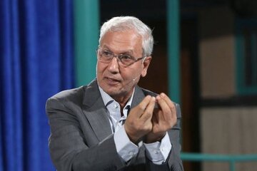 واکنش ربیعی به دروغ سازی علیه پزشکیان درباره قیمت بنزین /عملیات‌های روانی بر پایه دروغ کلید خورده است