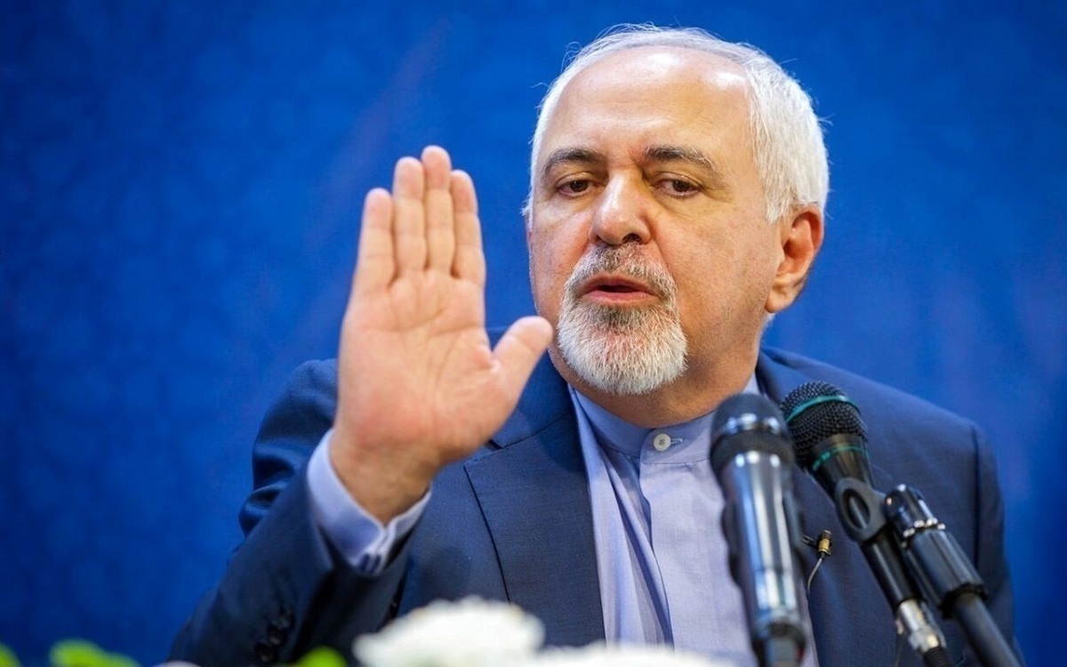 ظریف در لایو حسنآقامیری و مصطفی فقیهی: نمیدانم جلیلی این دروغها را از کجا میگوید، برایش از اسرائیل میفرستند که فرزند آن مغز متفکرش آنجاست؟ / اعصاب تماشای دروغهای جلیلی را ندارم/ این همه تحریم برای کشور آورده، راستراست به دوربین نگاه میکند و میگوید من این کار را نکردم ظریف در لایو حسنآقامیری و مصطفی فقیهی: نمیدانم جلیلی این دروغها را از کجا میگوید، برایش از اسرائیل میفرستند که فرزند آن مغز متفکرش آنجاست؟ / اعصاب تماشای دروغهای جلیلی را ندارم/ این همه تحریم برای کشور آورده، راستراست به دوربین نگاه میکند و میگوید من این کار را نکردم