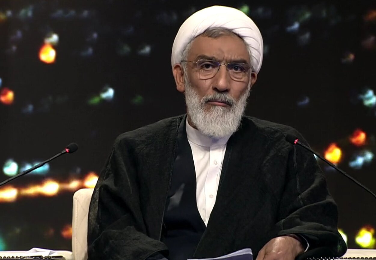پورمحمدی: جلیلی خوشفکر است، اما آدم اجرا نیست/ مدام میگوید من دیپلمات بودم، ایشان برای یک مدت میز دبیرخانه شورای امنیت ملی را جمع و صحبت میکرده/ آیا با ۵ جلسه آدم عمق مسائل امنیتی را میفهمد؟ پورمحمدی: جلیلی خوشفکر است، اما آدم اجرا نیست/ مدام میگوید من دیپلمات بودم، ایشان برای یک مدت میز دبیرخانه شورای امنیت ملی را جمع و صحبت میکرده/ آیا با ۵ جلسه آدم عمق مسائل امنیتی را میفهمد؟