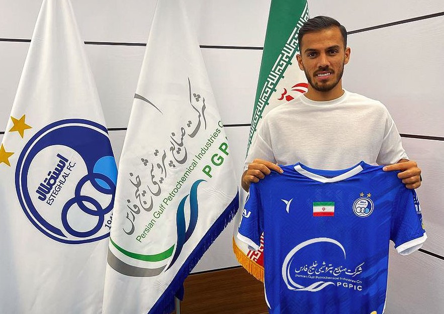 اولین واکنش ستاره استقلال پس از ماندن در جمع آبیپوشان