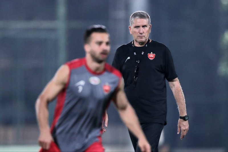 تمرین تاکتیکی پرسپولیس در دوحه با روحیه عالی تمرین تاکتیکی پرسپولیس در دوحه با روحیه عالی