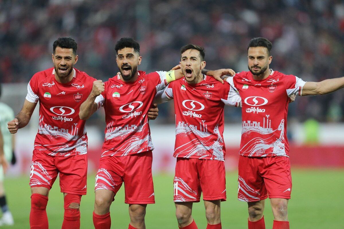 مدافعان پرسپولیس سوراخ‌های تیم هستند/ بازیکن ما می‌خواهد زیر ابروی توپ را بردارد/ آقایان! چرا عارتان می‌آید بدوید؟/ کارتال نباید بهانه بیاورد؛ بپذیرید که باختیم