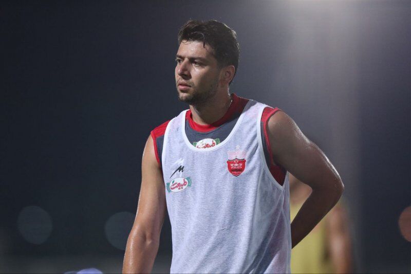 دلیل خط خوردن ۲ پرسپولیسی مقابل استقلال خوزستان