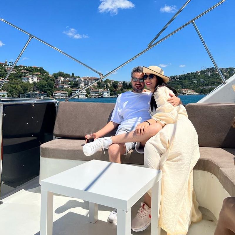 تفریح لاکچری مجتبی پیرزاده و همسرش در ترکیه 1