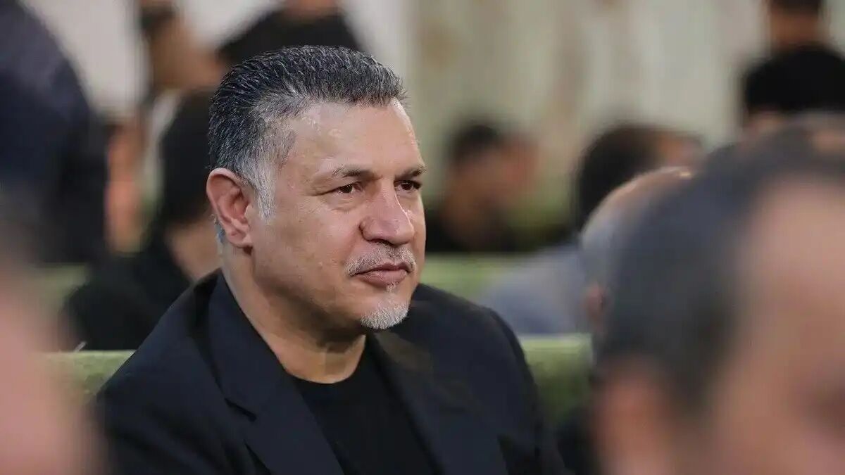 سرمربی تیم ملی را با پیامک کنار گذاشتند!/ علی دایی: مرا با دستور احمدی نژاد اخراج کردند سرمربی تیم ملی را با پیامک کنار گذاشتند!/ علی دایی: مرا با دستور احمدی نژاد اخراج کردند