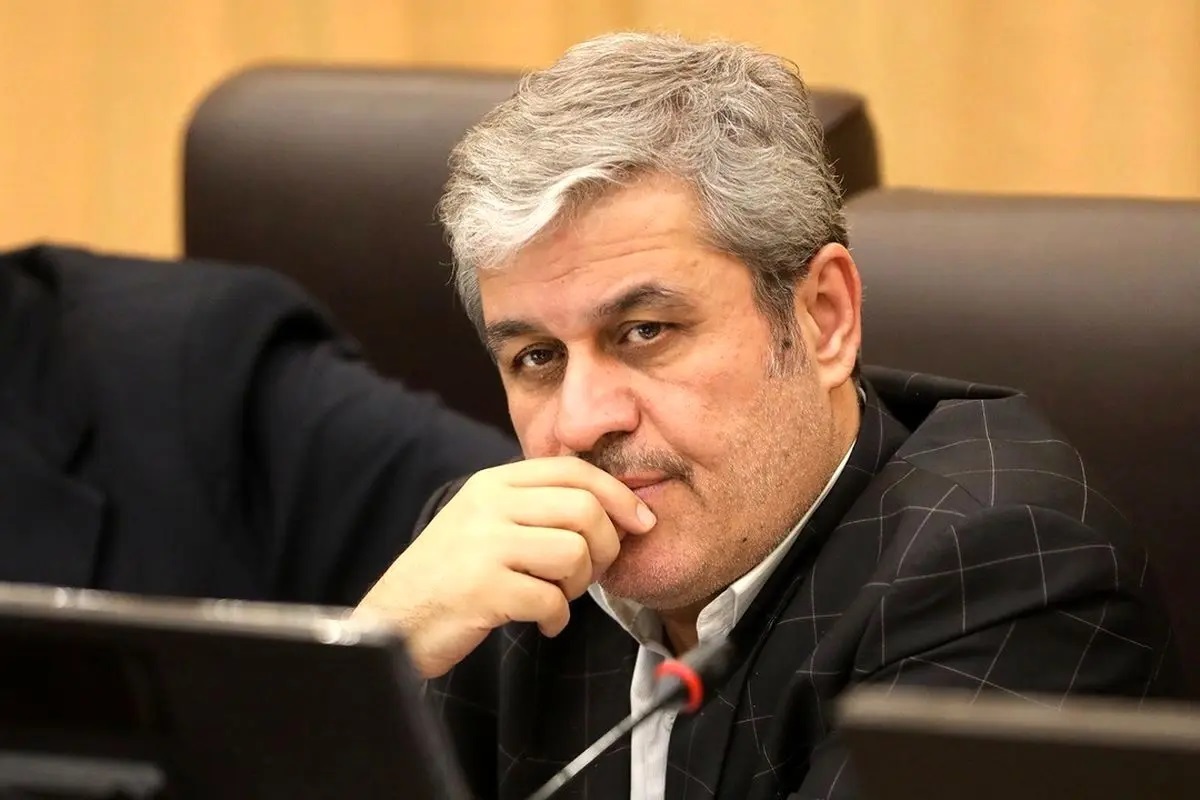 رئیس کمیسیون تلفیق: ۸ میلیارد دلار فاصله فروش نفت و وصول ما در ۸ ماه اخیر است / ما ۲۱ میلیارد دلار نفت فروختیم و فقط ۱۳ میلیارد دلار وصول شده؛ از این ۱۳ میلیارد دلار وصول، ۱.۲ میلیارد دلار مربوط به سال گذشته است رئیس کمیسیون تلفیق: ۸ میلیارد دلار فاصله فروش نفت و وصول ما در ۸ ماه اخیر است / ما ۲۱ میلیارد دلار نفت فروختیم و فقط ۱۳ میلیارد دلار وصول شده؛ از این ۱۳ میلیارد دلار وصول، ۱.۲ میلیارد دلار مربوط به سال گذشته است