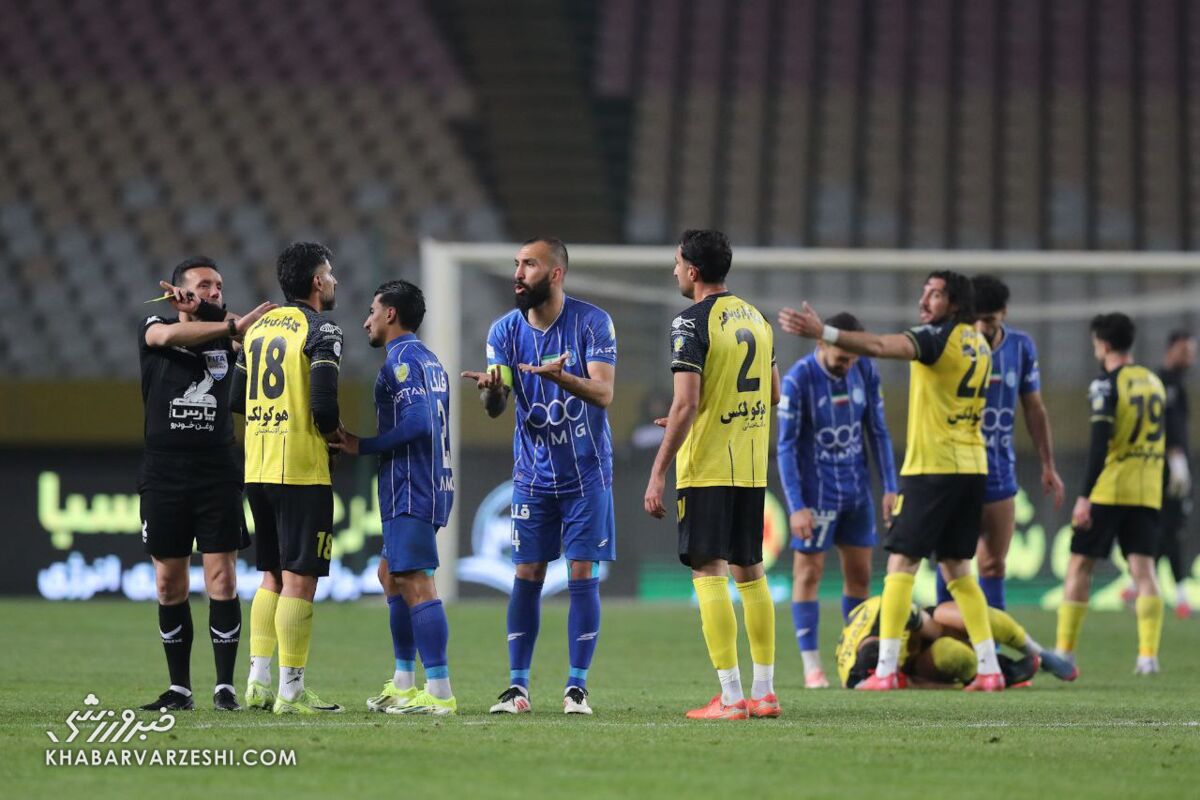 هدایای کریسمس در نقش جهان! هدایای کریسمس در نقش جهان!