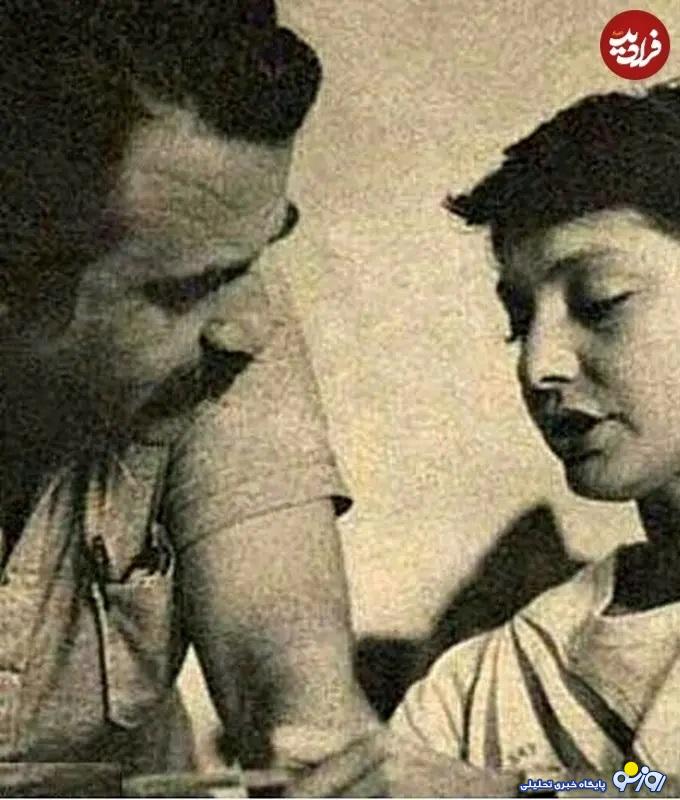 منوچهری نوذری و گوگوش در برنامه رادیویی صبح جمعه با شما منوچهری نوذری و گوگوش در برنامه رادیویی صبح جمعه با شما