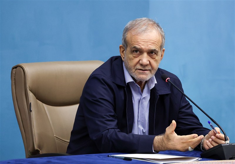 تذکر 49 نماینده به پزشکیان درباره لایحه ساماندهی نیروهای شرکتی تذکر 49 نماینده به پزشکیان درباره لایحه ساماندهی نیروهای شرکتی