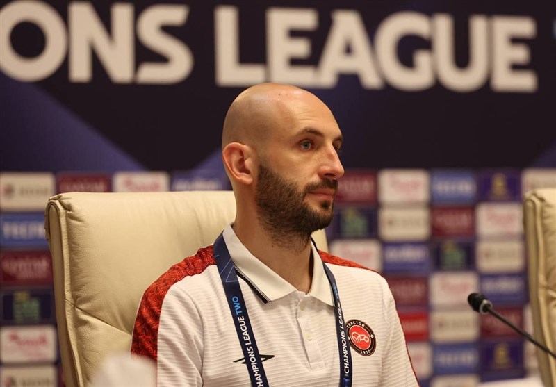 بدشانس مثل ایگور؛ مصدومیت دوباره پوستونسکی و خروج از زمین در بازی تراکتور مقابل ملوان بدشانس مثل ایگور؛ مصدومیت دوباره پوستونسکی و خروج از زمین در بازی تراکتور مقابل ملوان