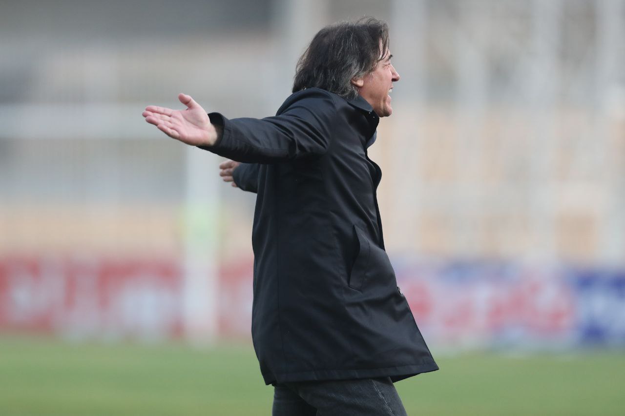 اولتیماتوم غیرمستقیم استقلال به سایپنتو: از این نتایج سیونسی راضی نیستیم! اولتیماتوم غیرمستقیم استقلال به سایپنتو: از این نتایج سیونسی راضی نیستیم!