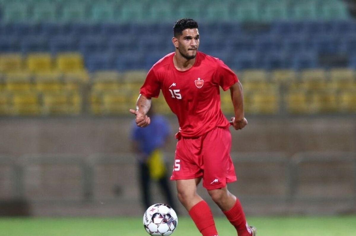 عنایت‌زاده حاضر به جدایی از پرسپولیس نشد