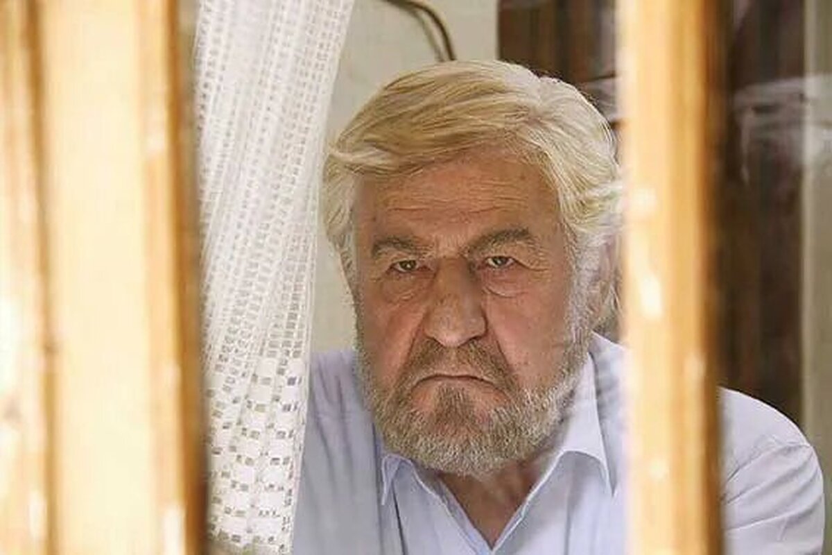 مروری بر کارنامه بازیگری شادروان عنایت بخشی مروری بر کارنامه بازیگری شادروان عنایت بخشی