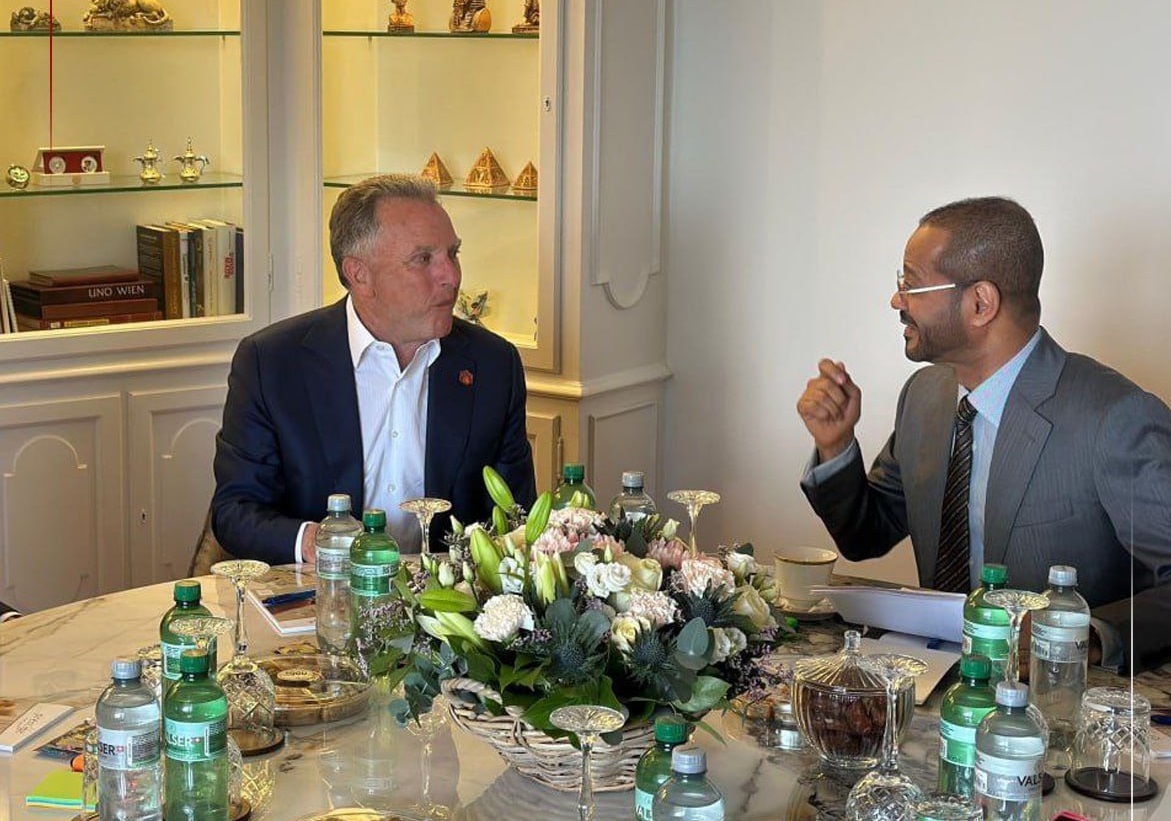 مسقط: در مذاکرات وزیر خارجه عمان با ویتکاف و کوشنر پیشرفتی ملموس حاصل شد / دو طرف الزامات موفقیت مذاکرات از همه جنبههای سیاسی و فنی را مورد بحث قرار دادند مسقط: در مذاکرات وزیر خارجه عمان با ویتکاف و کوشنر پیشرفتی ملموس حاصل شد / دو طرف الزامات موفقیت مذاکرات از همه جنبههای سیاسی و فنی را مورد بحث قرار دادند