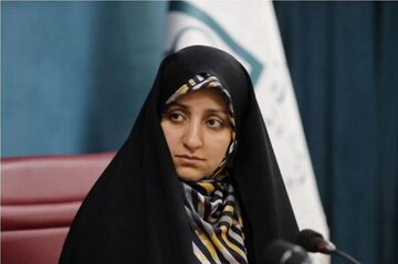 معاون زنان ریاست‌جمهوری: مبدا پیامک‌های ارسالی تذکر حجاب به زنان هنوز نامعلوم است