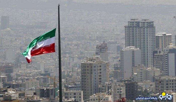 توفان و گرد و غبار در آسمان تهران
