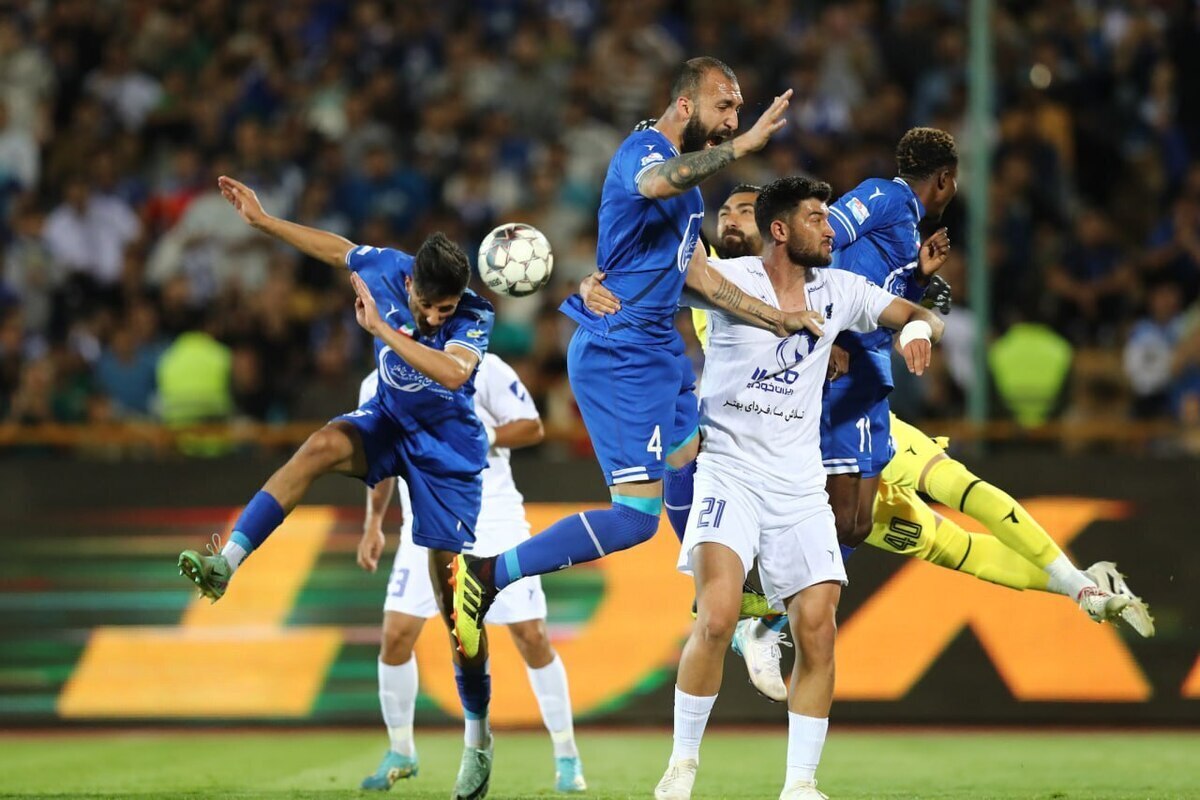 گفته بودم بوژوویچ به درد استقلال نمیخورد گفته بودم بوژوویچ به درد استقلال نمیخورد