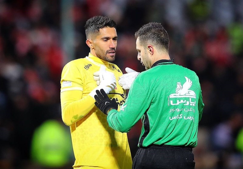 سپاهان در انتظار پاسخ دروازهبان استقلال سپاهان در انتظار پاسخ دروازهبان استقلال