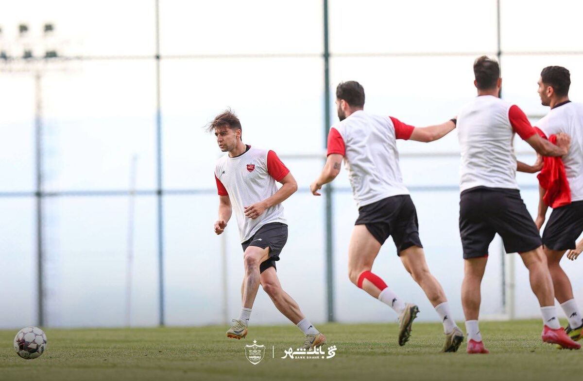 بازی خطرناک پرسپولیس؛ چه کسی قربانی نقل و انتقالات می‌شود؟