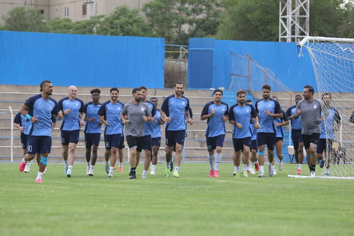 ساپینتو را به خاطر ایران‌دوستی‌اش ببخشید/ تحت هر شرایطی تیم را زودتر ببندید تا استقلال نصفه‌ونیمه استارت نزند