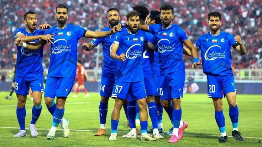 صف اول تمدیدی‌های باشگاه استقلال و سپس رونمایی از خریدها