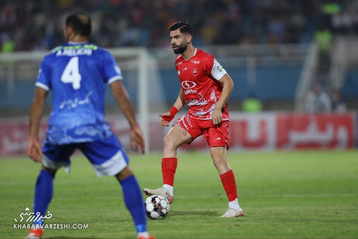 پشت پرده تاخیر تمدید قرارداد پرسپولیس با بازیکن بلاتکلیف! پشت پرده تاخیر تمدید قرارداد پرسپولیس با بازیکن بلاتکلیف!