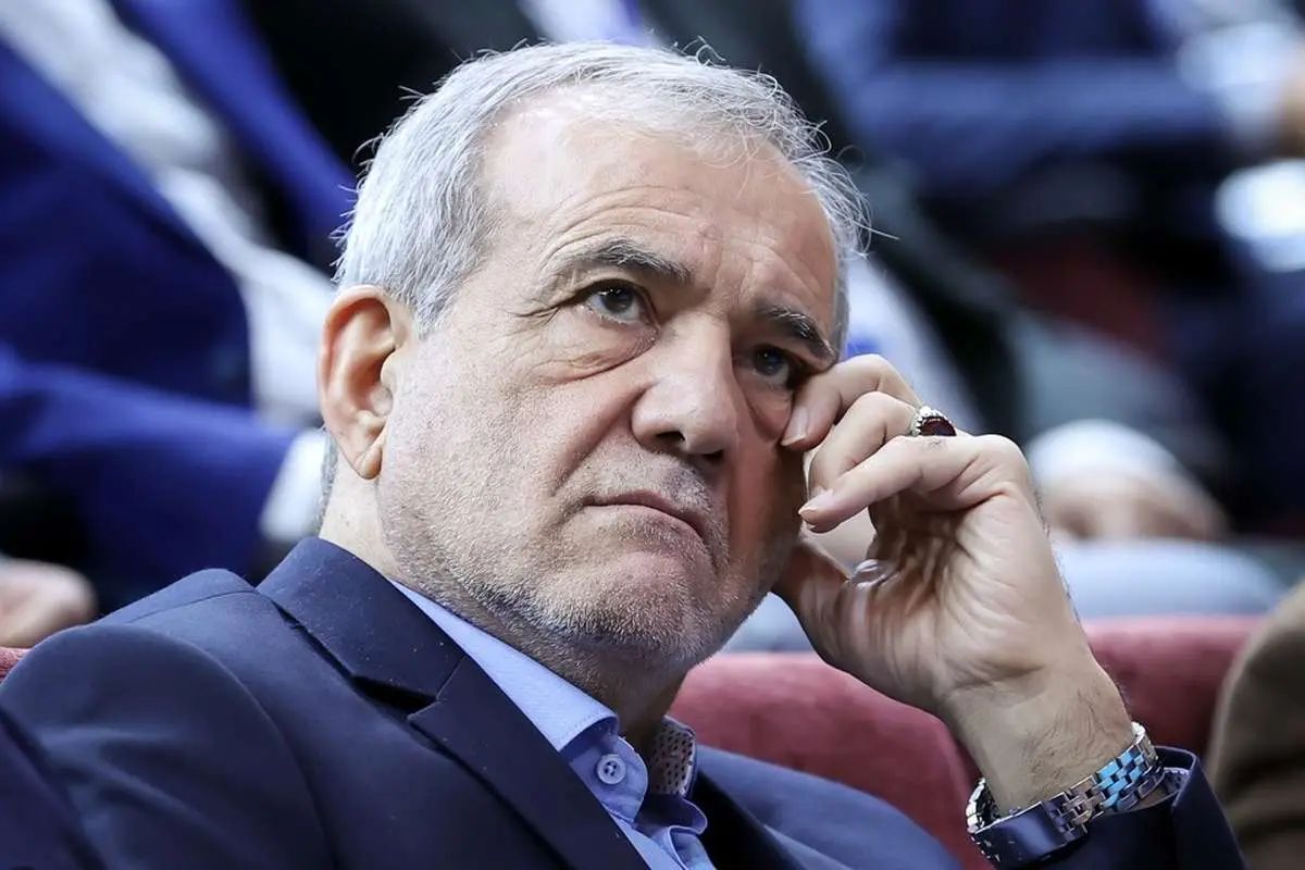 طباطبایی، معاون اطلاع‌رسانی دفتر پزشکیان: ‏با کم‌ترین اعتبار و آبروی سیاسی، صحبت از عدم کفایت رئیس‌جمهوری می‌کنند که در میانه میدان برای اصلاح امور حاضر است/ این تازه نیمه اول کابوس وفاق‌ستیزان است
