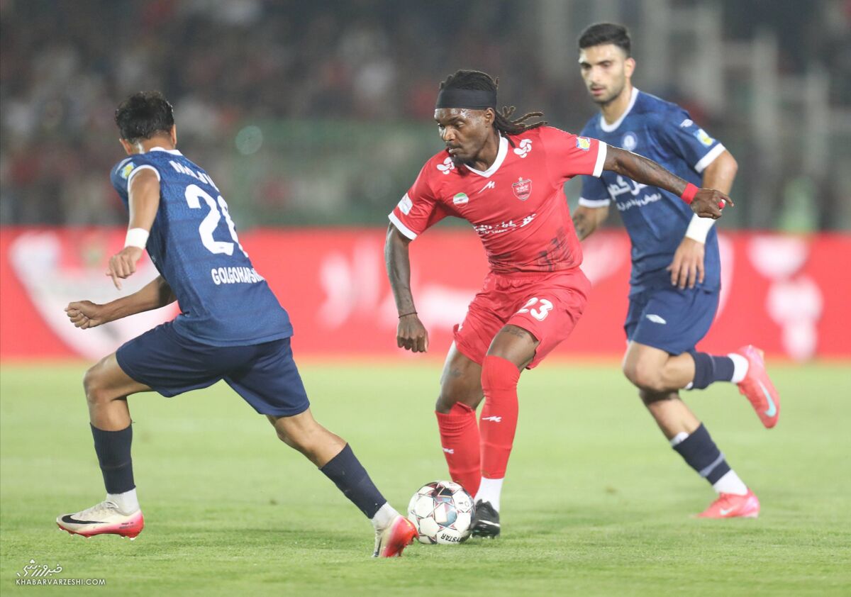 خشم پیروانی از بیخیالی خرید پرحاشیه پرسپولیس خشم پیروانی از بیخیالی خرید پرحاشیه پرسپولیس