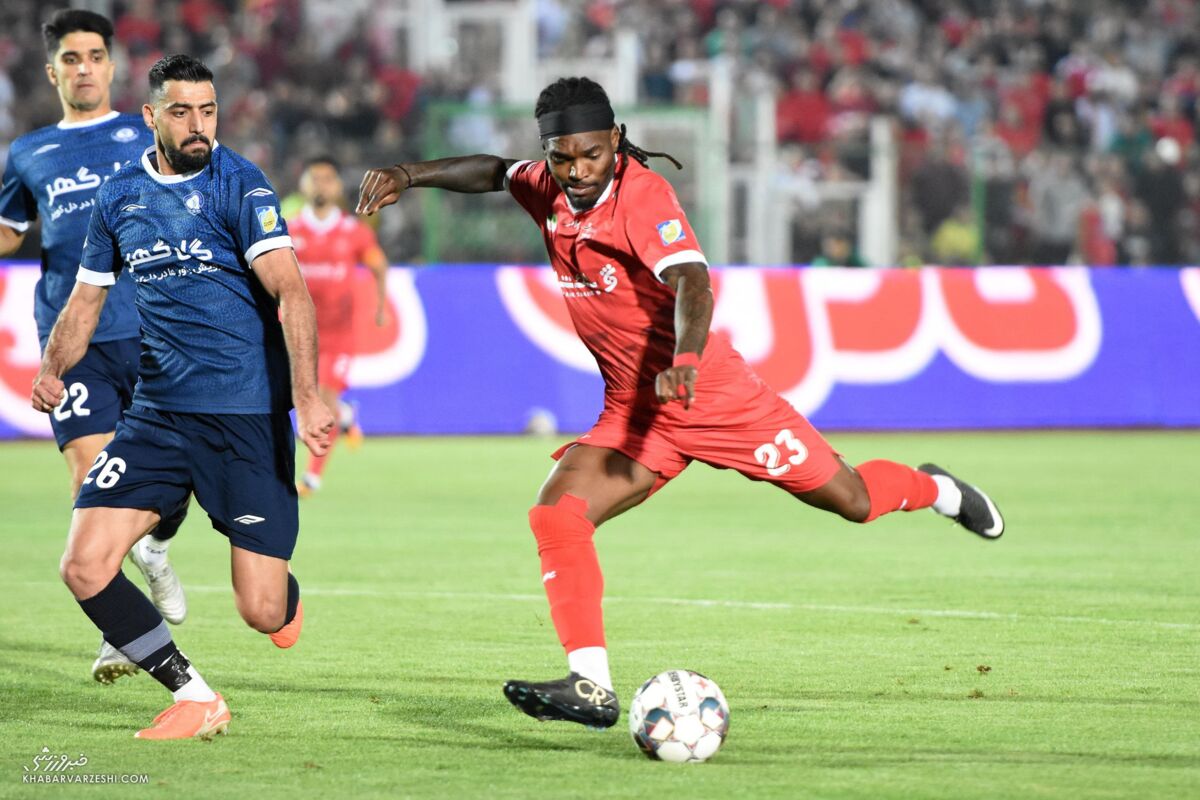 هاشمیان علیه مهاجم خارجی؛ ستاره نقل و انتقالات در آستانه حذف از ترکیب هاشمیان علیه مهاجم خارجی؛ ستاره نقل و انتقالات در آستانه حذف از ترکیب