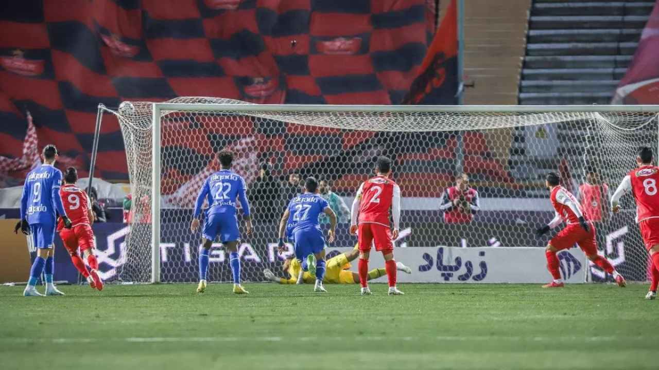بلاتکلیفی دربی تهران ادامه دارد؛ نه آزادی، نه شیراز