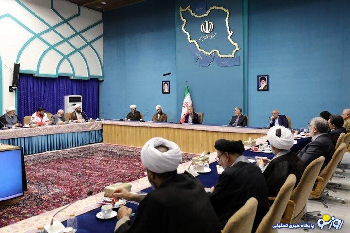 پزشکیان: عالمان دین وظیفه دارند نسبت به همه افراد جامعه، با هر نوع سلیقه، پوشش یا نگرش، احساس مسئولیت کنند