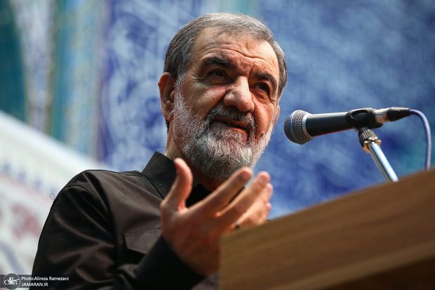 محسن رضایی: باید روش مذاکره را تغییر دهیم/ صهیونیستها دنبال این هستند که یکبار دیگر شانسشان را علیه ایران امتحان کنند/ در اسفند ماه بود که در تحلیلهای خود به این رسیده بودیم که جنگ خواهد شد