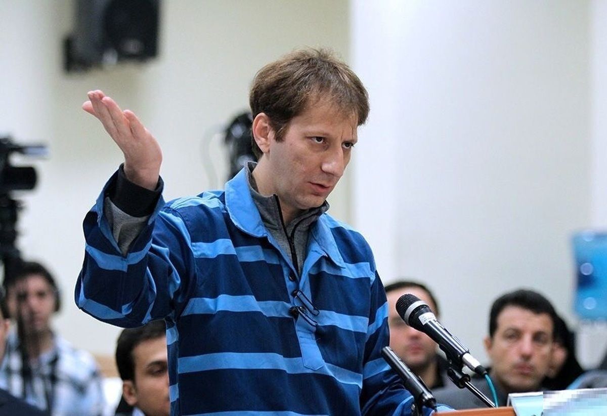 از ۲ میلیارد یورو بدهی «بابک زنجانی» به شرکت نفت، تنها ۱۶ میلیون یورو پرداخت شده/ «زنجانی» گفته بود مابقی مبلغ از طریق تحویل یک فلز و رمزارز نامعتبر به بانک مرکزی پرداخت شود، اما این پیشنهاد‌ات مورد پذیرش نهاد‌های ذی‌ربط قرار نگرفت/ ادعای وی درباره مصادره مبلغ نقدی حساب FIIB از سوی شرکت کرسنت نیز رد شده/ با اصرار قوه قضائیه، فرصت دو ماهه دیگری برای تسویه مابقی بدهی، به او داده شده