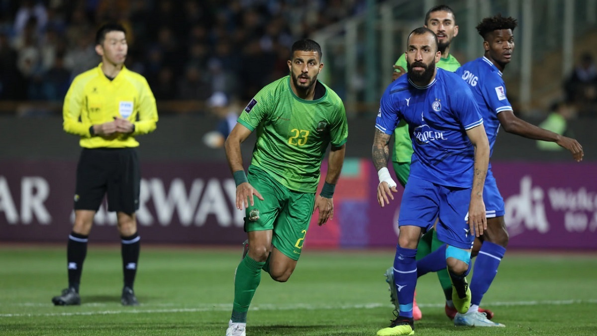 ستاره الشرطه غایب بزرگ بازی با تراکتور