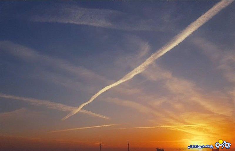 ماجرای خطوط دود عجیب در آسمان تهران