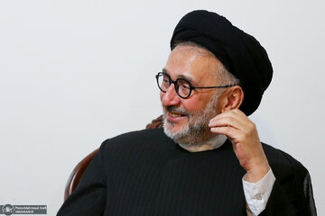 ابطحی: ظریف باید بابت این کابینه عذرخواهی کند ابطحی: ظریف باید بابت این کابینه عذرخواهی کند