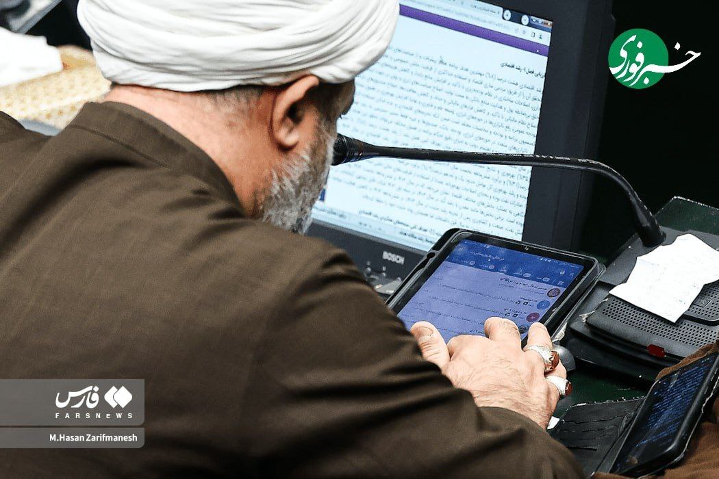 چت‌های حمید رسایی