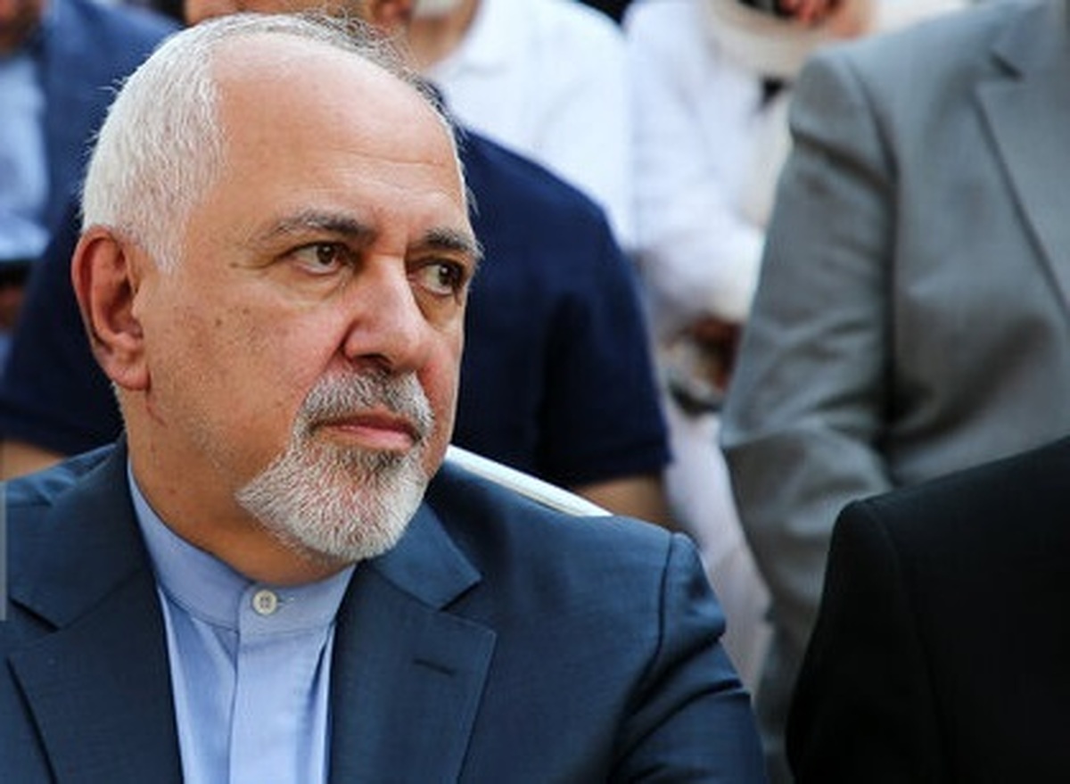 ظریف: مردم همیشه باید قطب نمای ما باشند ظریف: مردم همیشه باید قطب نمای ما باشند