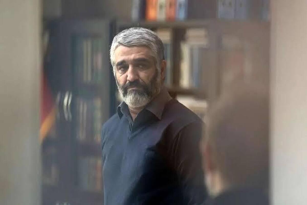 وکیل پژمان جمشیدی: پژمان فردی شریف، پاکدست و مورد احترام است وکیل پژمان جمشیدی: پژمان فردی شریف، پاکدست و مورد احترام است