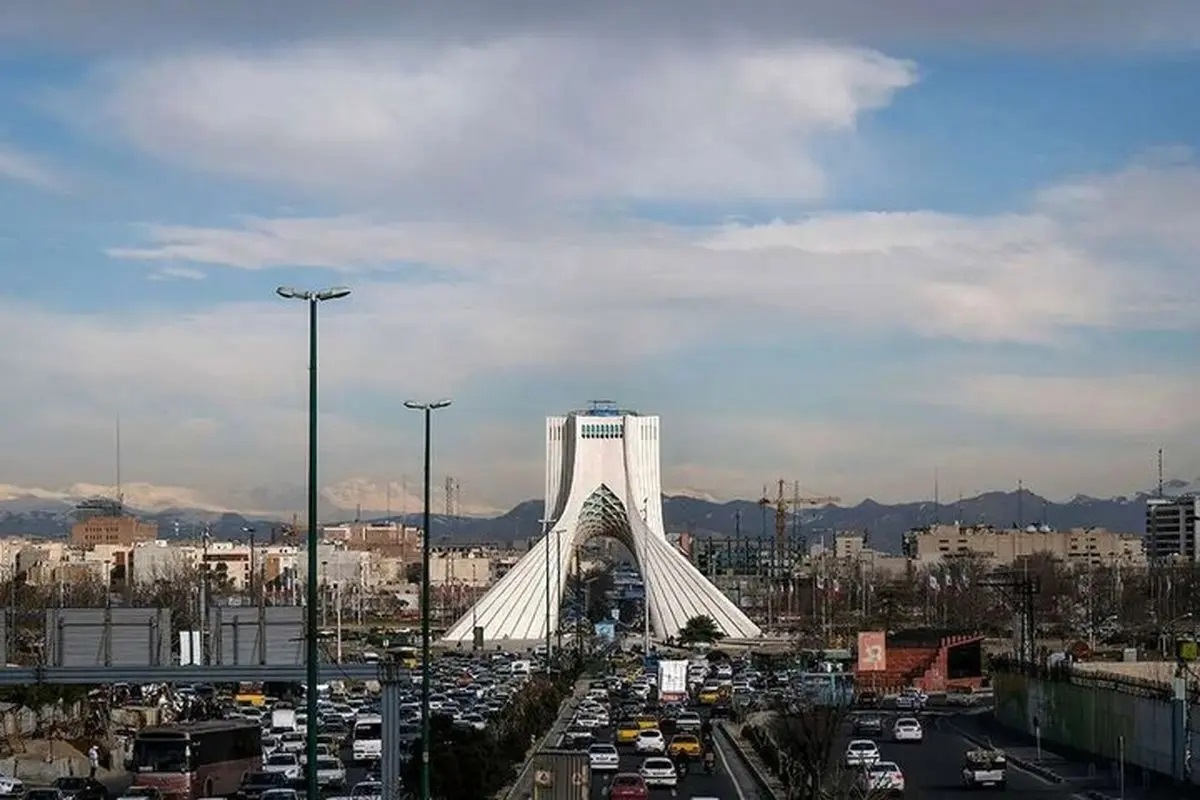 فعلا در تهران خبری از بارش نیست! فعلا در تهران خبری از بارش نیست!