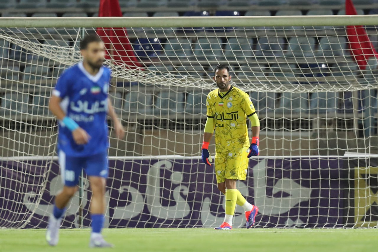 آنتونیو آدان: رانندگی در ایران عجیب است؛ در سریال خانه کاغذی عاشق پروفسورم! آنتونیو آدان: رانندگی در ایران عجیب است؛ در سریال خانه کاغذی عاشق پروفسورم!