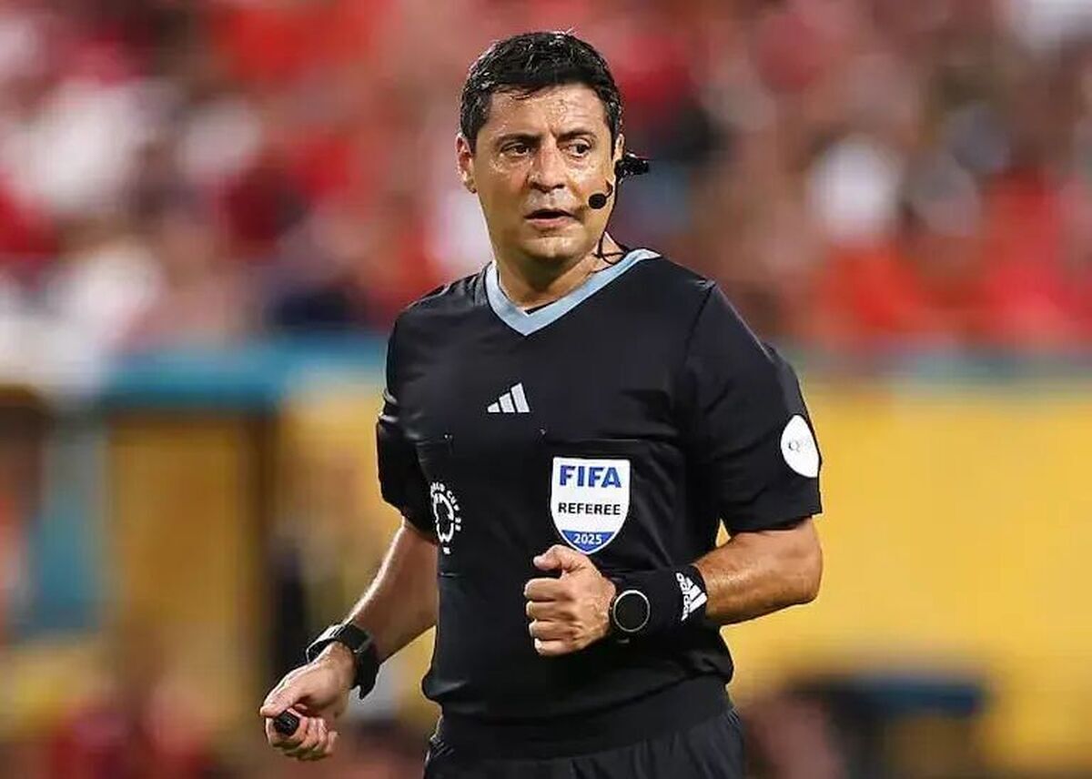 نظر فغانی درباره صحنه جنجالی دیدار استقلال و ملوان؛ پنالتی نبود فغانی