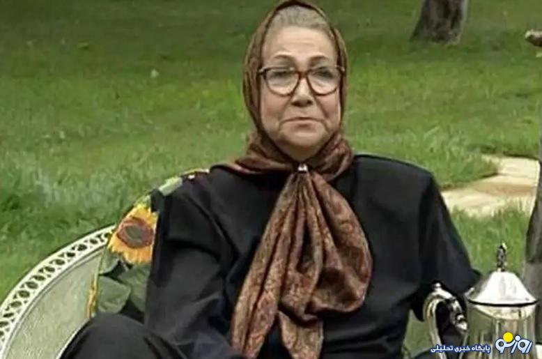 جمیله شیخی ۳۰ سالگی در پشت صحنه تاتر جمیله شیخی ۳۰ سالگی در پشت صحنه تاتر