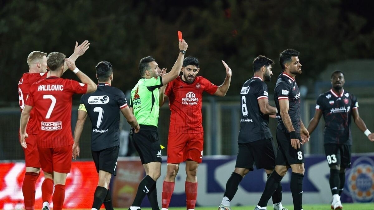 داور دیدار تراکتور - پرسپولیس در جام حذفی مشخص شد داور دیدار تراکتور - پرسپولیس در جام حذفی مشخص شد