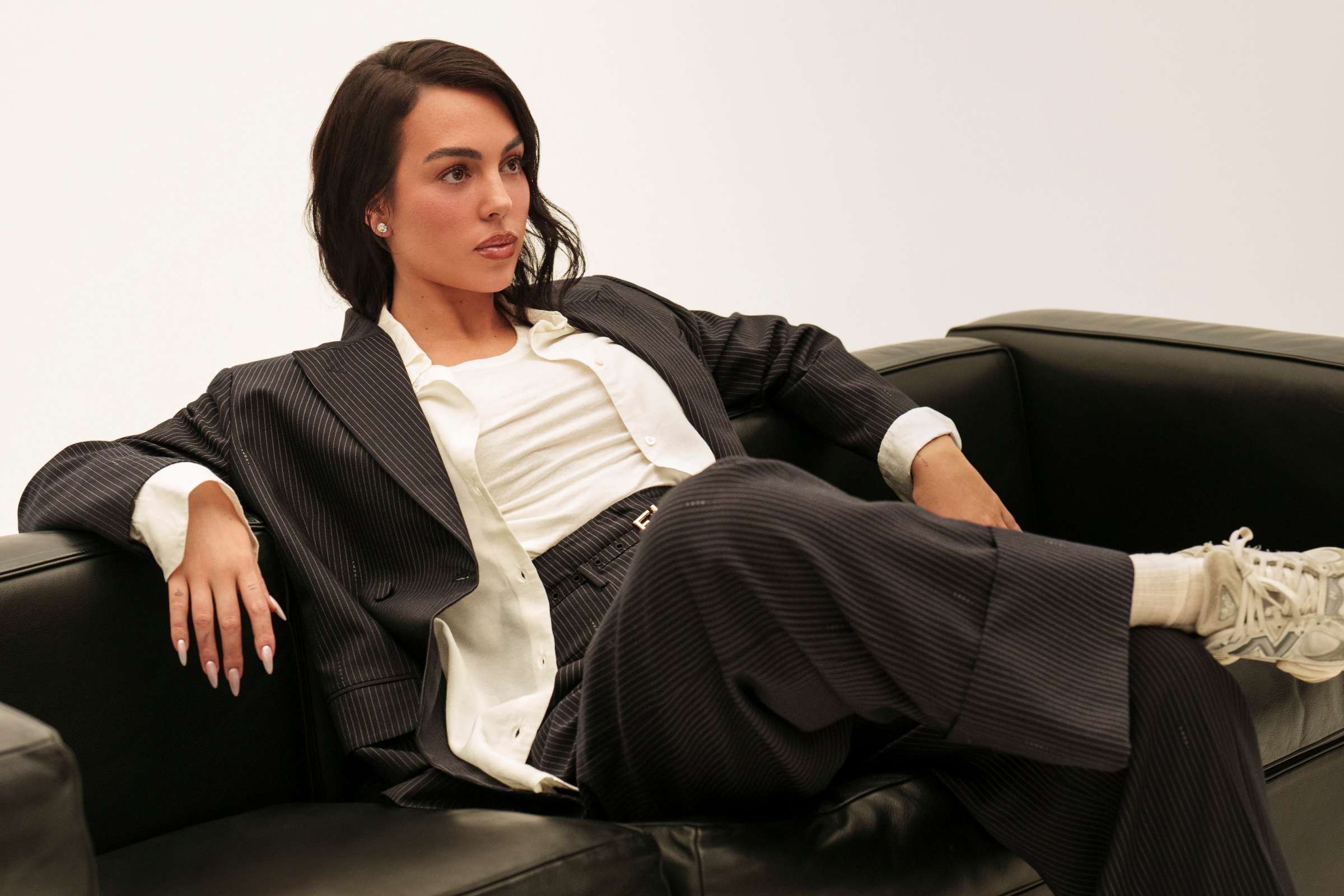 جورجینا رودریگز: هنوز نتوانستهام شهرت را هضم کنم؛ آن حلقه ازدواج کمترین چیزی بود که کریستیانو میتوانست به من بدهد! جورجینا رودریگز: هنوز نتوانستهام شهرت را هضم کنم؛ آن حلقه ازدواج کمترین چیزی بود که کریستیانو میتوانست به من بدهد!