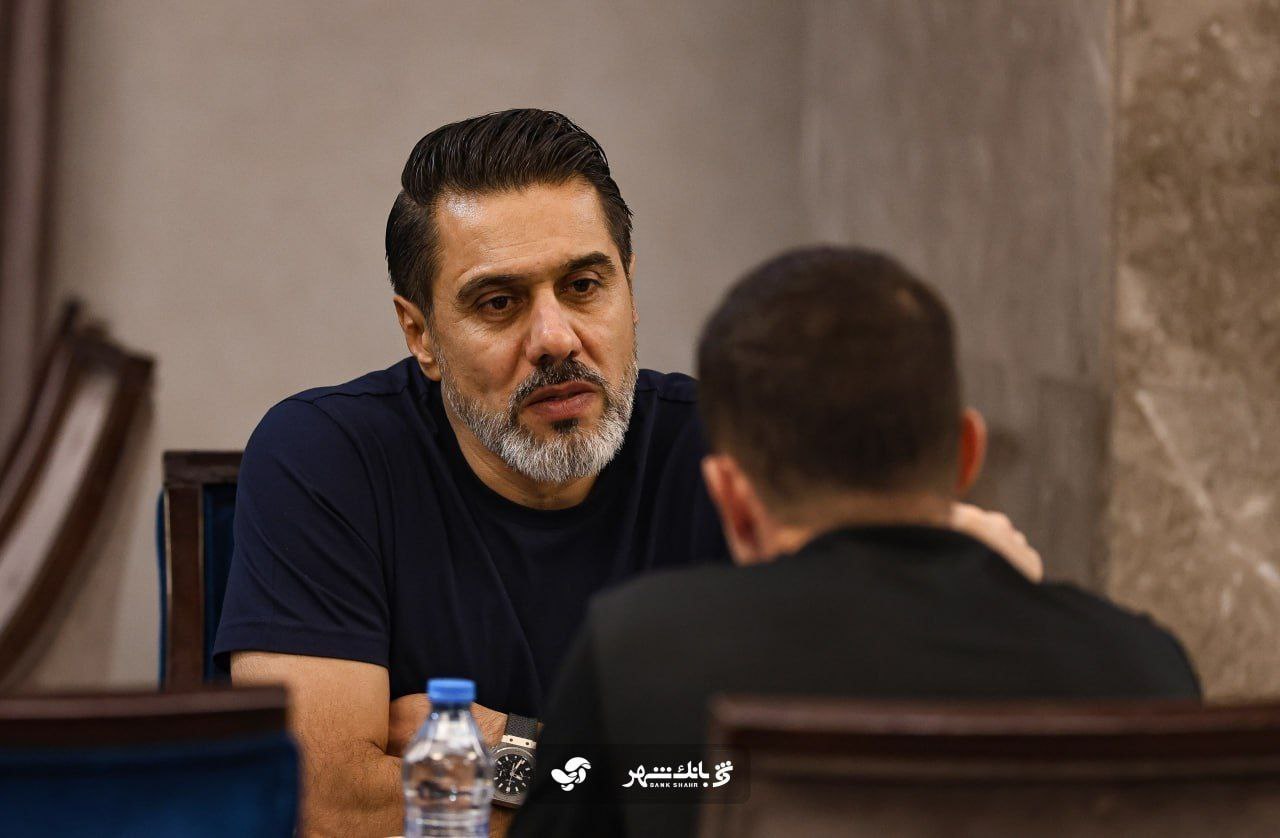 حساسیت شدید افشین پیروانی نسبت به سهمیه ۱۰ درصدی هواداران پرسپولیس در بازی با تراکتور حساسیت شدید افشین پیروانی نسبت به سهمیه ۱۰ درصدی هواداران پرسپولیس در بازی با تراکتور