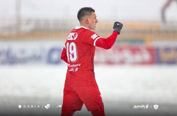 بلاتکلیفی مهاجم پرسپولیس ادامه دارد